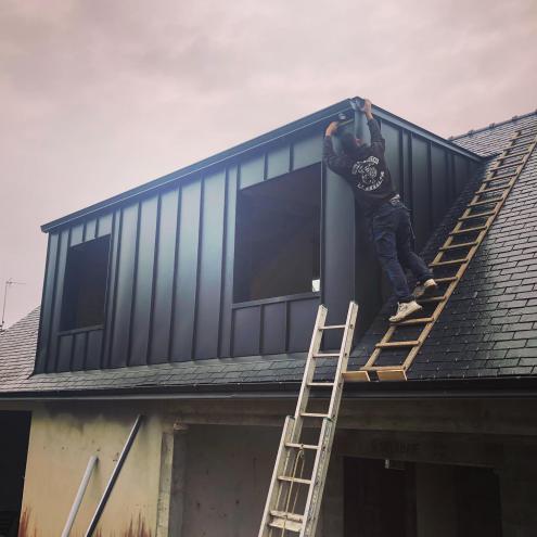 Pose d'une couverture + lucarne à Bénodet