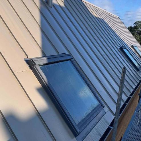 Pose d'une couverture en aluminium à Quimper (29000)