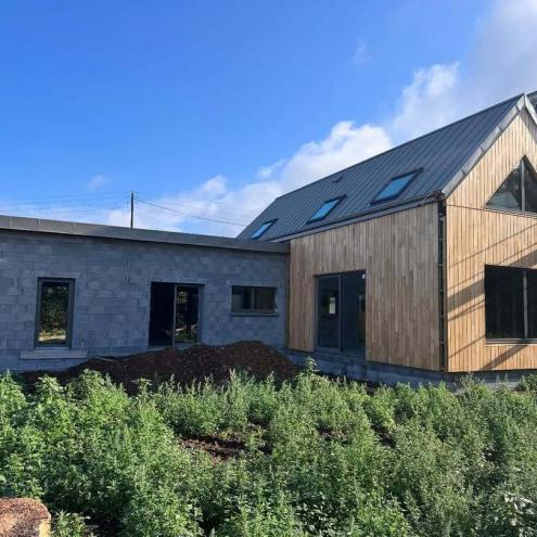 Pose d'une couverture en aluminium à Quimper (29000)